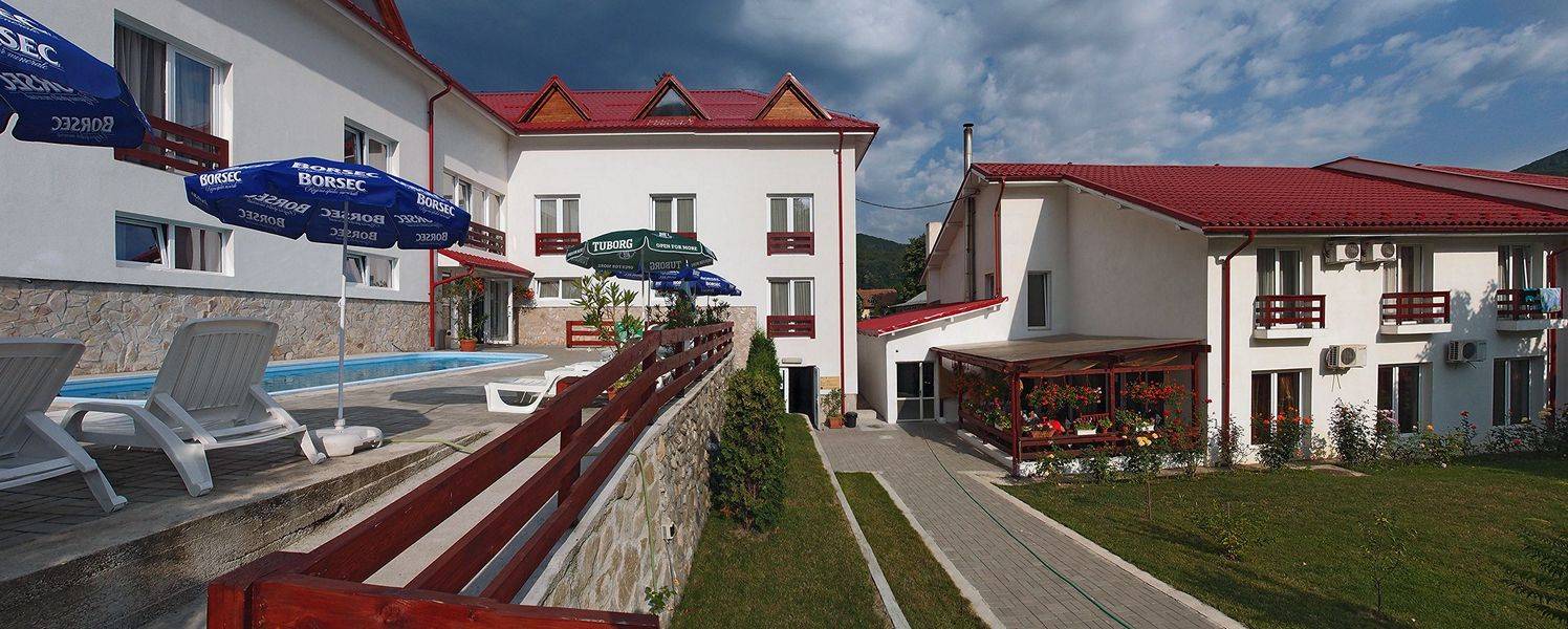 Cazare Munte 2023 Calimanesti Caciulata Hotel Domnitei***