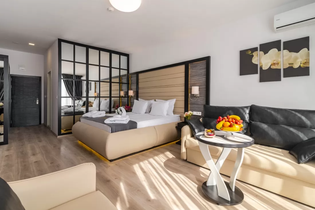 Litoral 2020 Nisipurile de Aur Hotel Prestige Aquapark