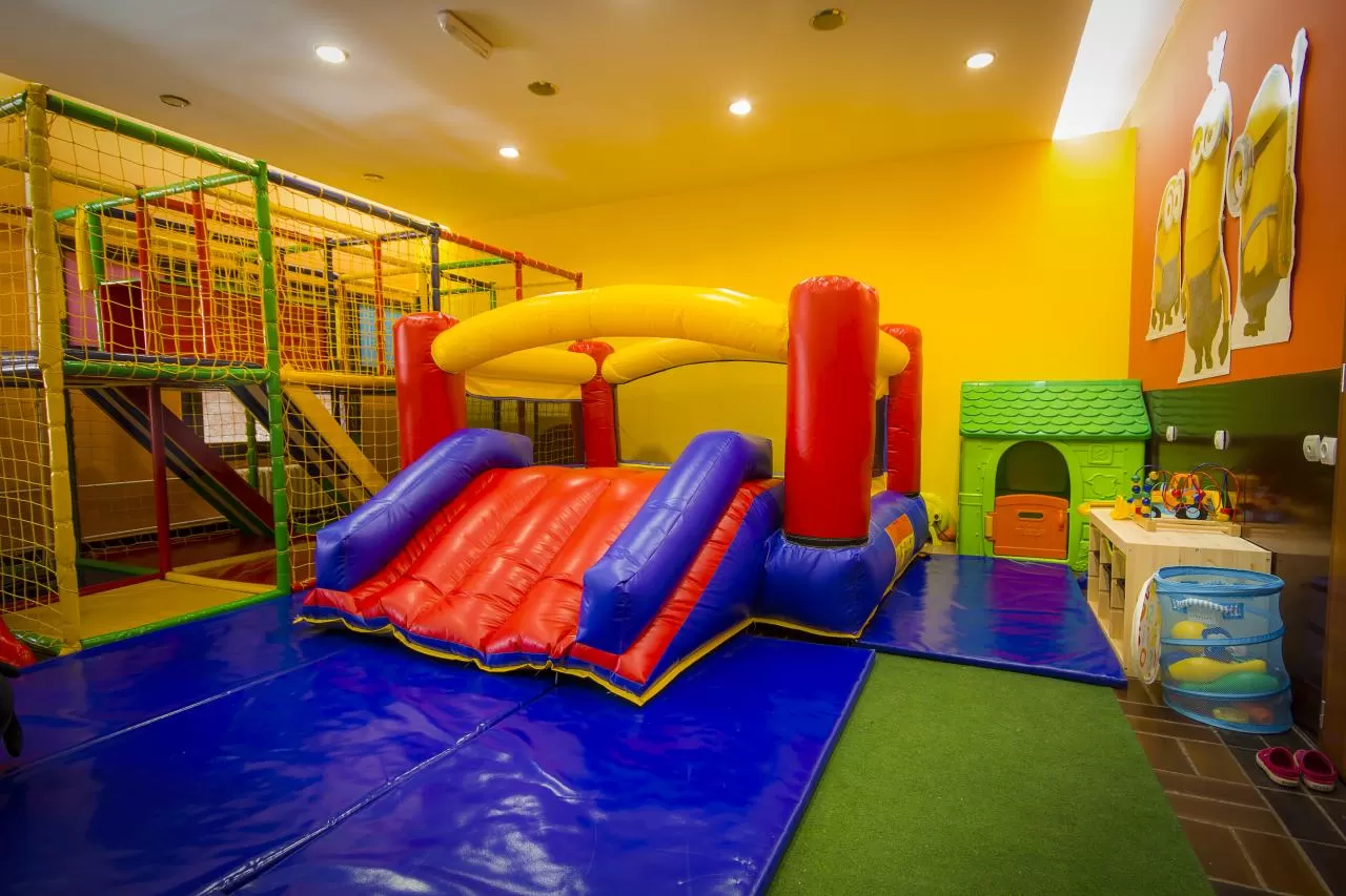 Sejur Ski 2021 -2022 Brzece Serbia Hotel JUNIOR