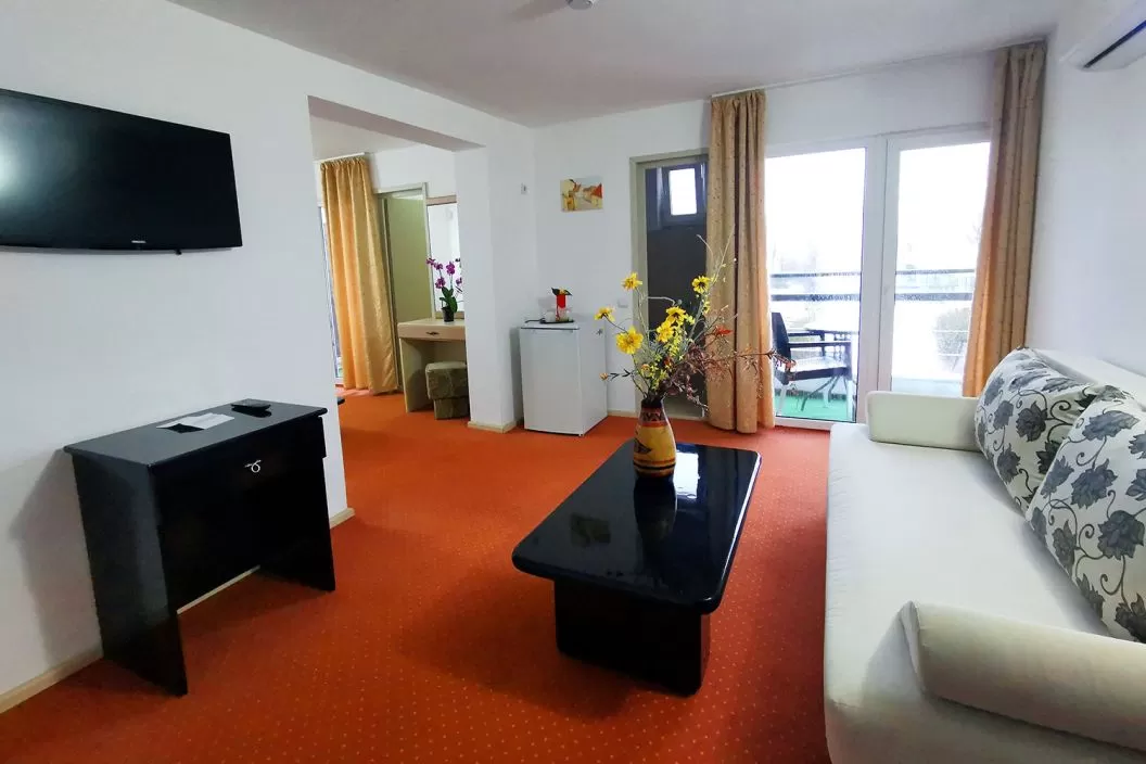 Litoral 2024 Mamaia Complex Vile Paloma Coral