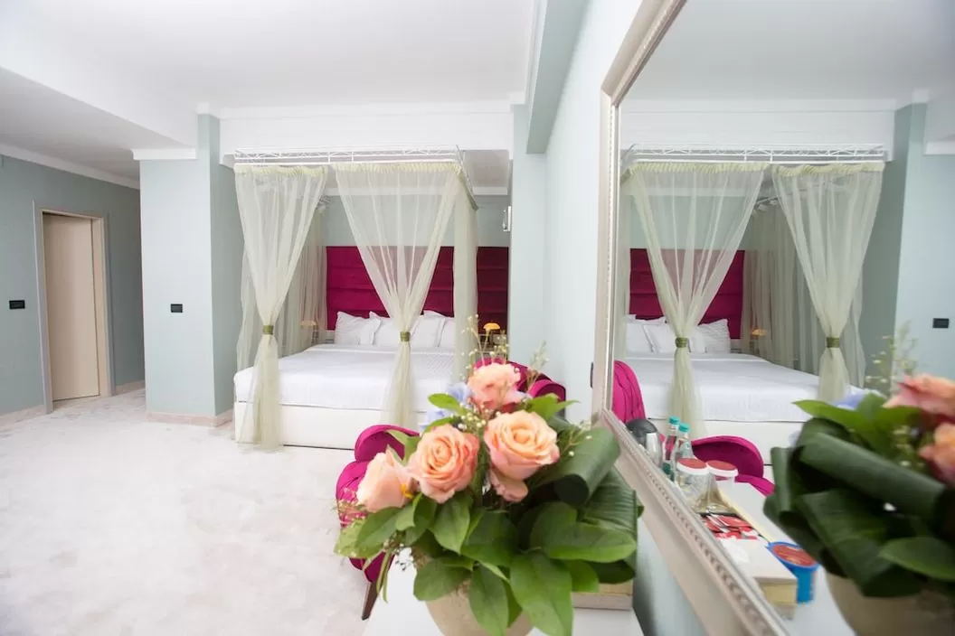 Cazare Bucuresti Phoenicia Grand Hotel****