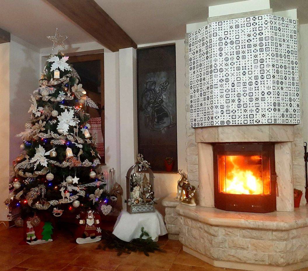 Sarbatori de Craciun 2022 Bucovina Vama Complex Turistic Lidana