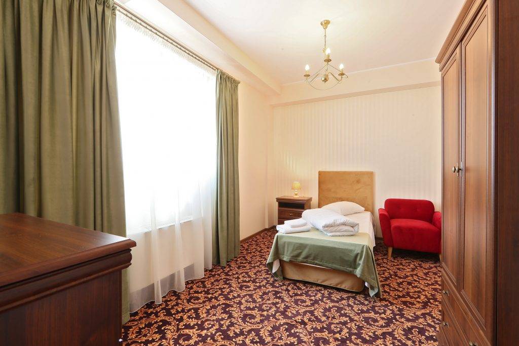 Cazare 2021 Oradea – Hotel Impero****