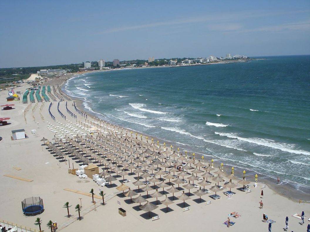 Litoralul pentru toti 2021 Saturn Complex Hotelier Hora ...