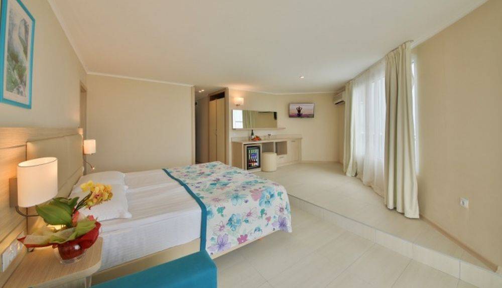 Litoral 2022 Albena Hotel Laguna Beach****