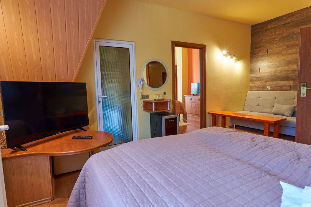 Sfantul Andrei si Ziua Nationala 2022 Arieseni Hotel Four Seasons*** 