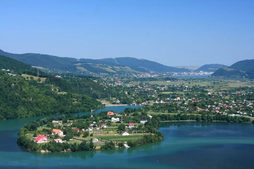 Cazare 2025 Piata Neamt Hotel Central Plaza