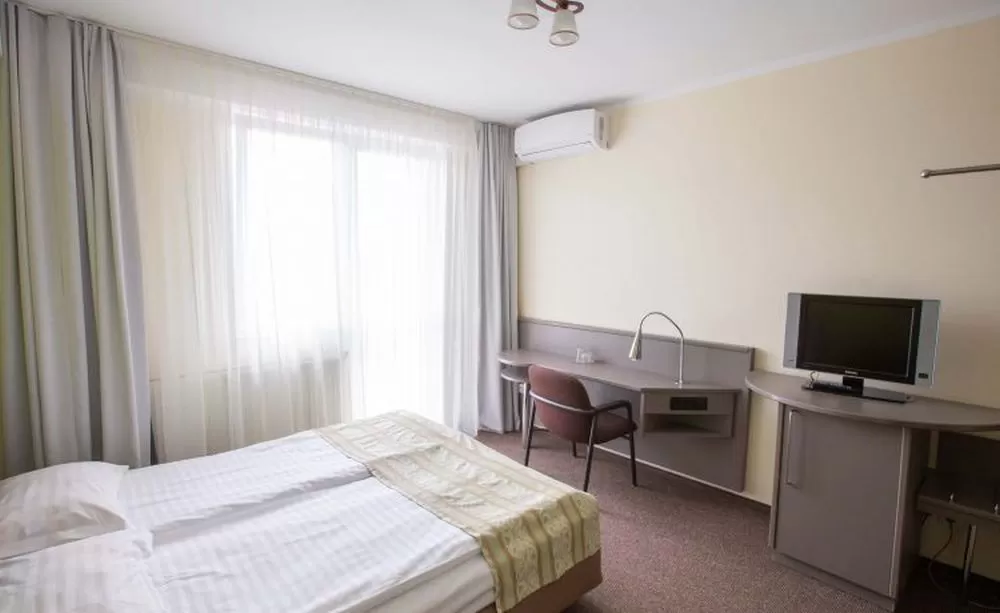 Cazare 2024 Maramures Baia Mare Hotel Seneca*** 