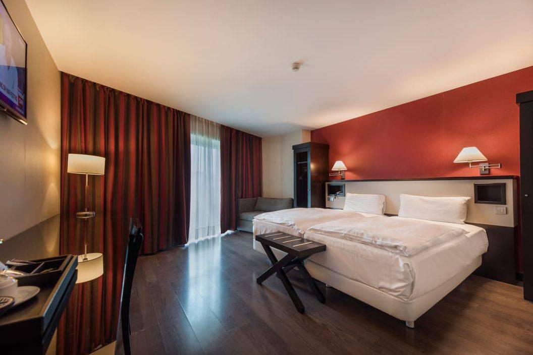 Cazare 2023 Bucuresti Hotel CH Bucharest****