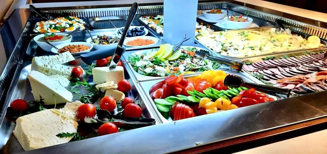 Sarbatori de Pasti 2023 Bucovina Voronet Popasul Domnesc Resort SPA****
