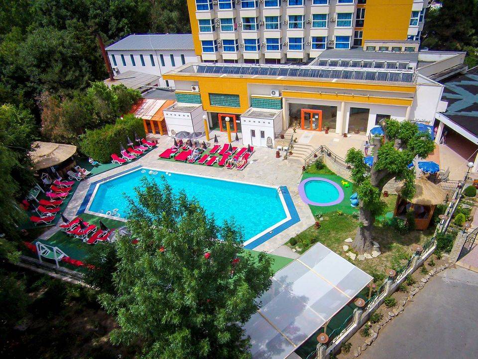 Ziua Internationala a Muncii si Sarbatori de Pasti 2024 Olimp Hotel Majestic***