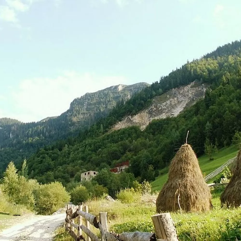 Ocna Șugatag o localitate pitorească din județul Maramureș