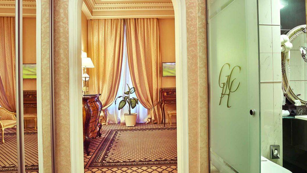 Cazare 2025 Bucuresti Grand Hotel Continental***** 