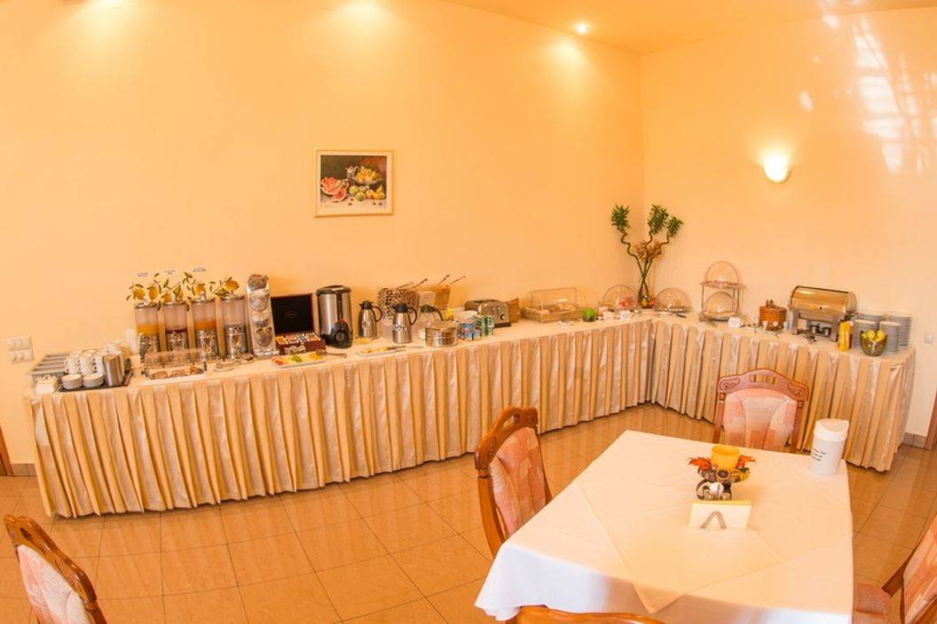 Sejur relaxare 2023 Aqualand Paradisul Acvatic Brasov Hotel Alinalex***