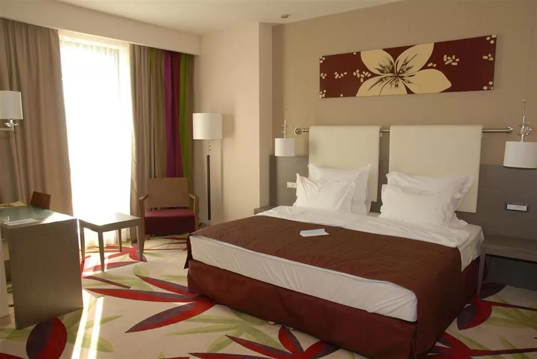 Cazare 2020 Cluj Napoca Hotel Golden Tulip Ana Dome****