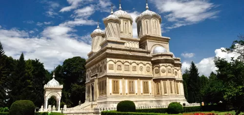 Cazare 2026 Curtea de Arges Hotel Posada