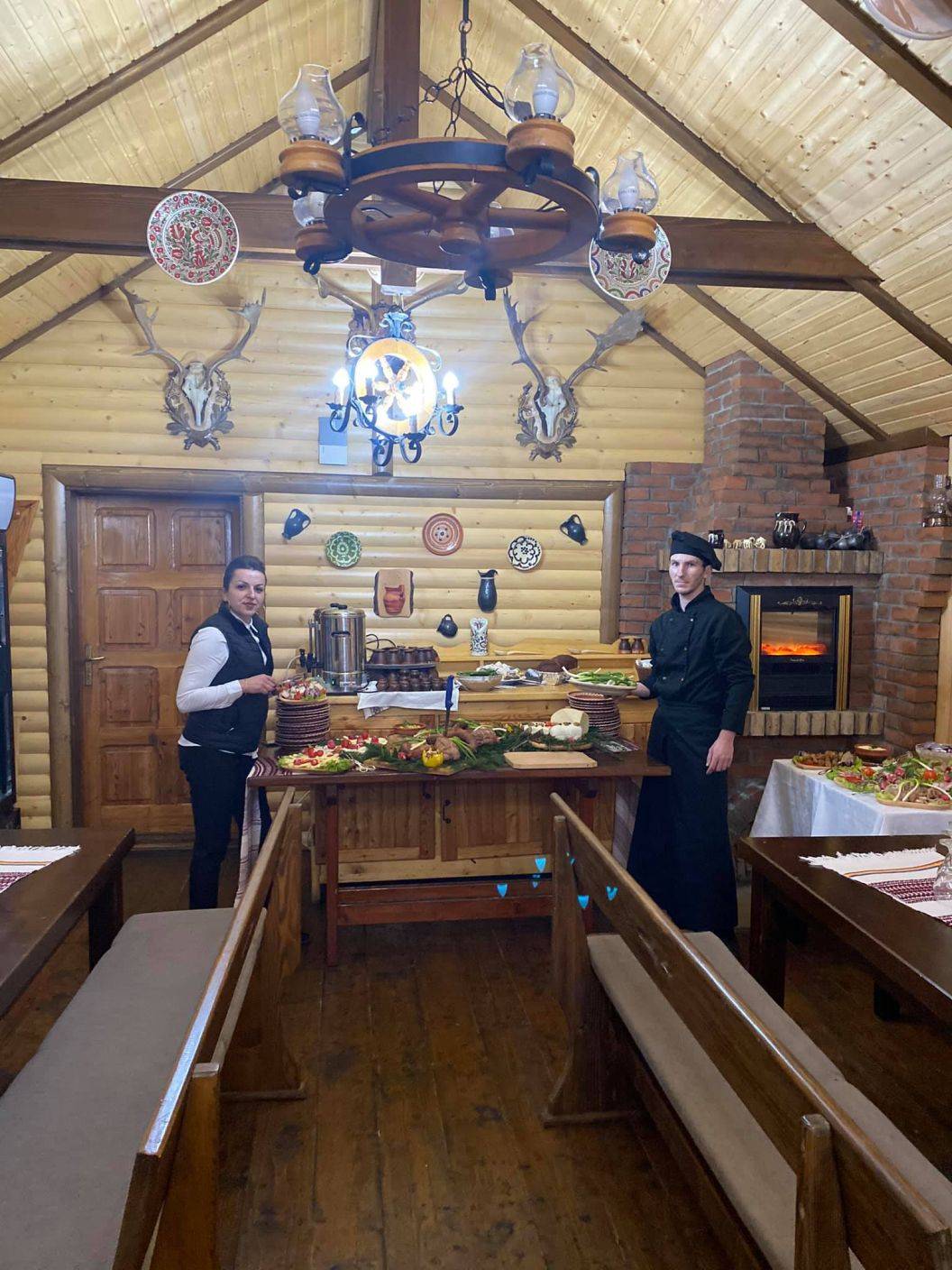 Sarbatori de Craciun 2023 Bucovina Voronet Complex Turistic Casa Elena****