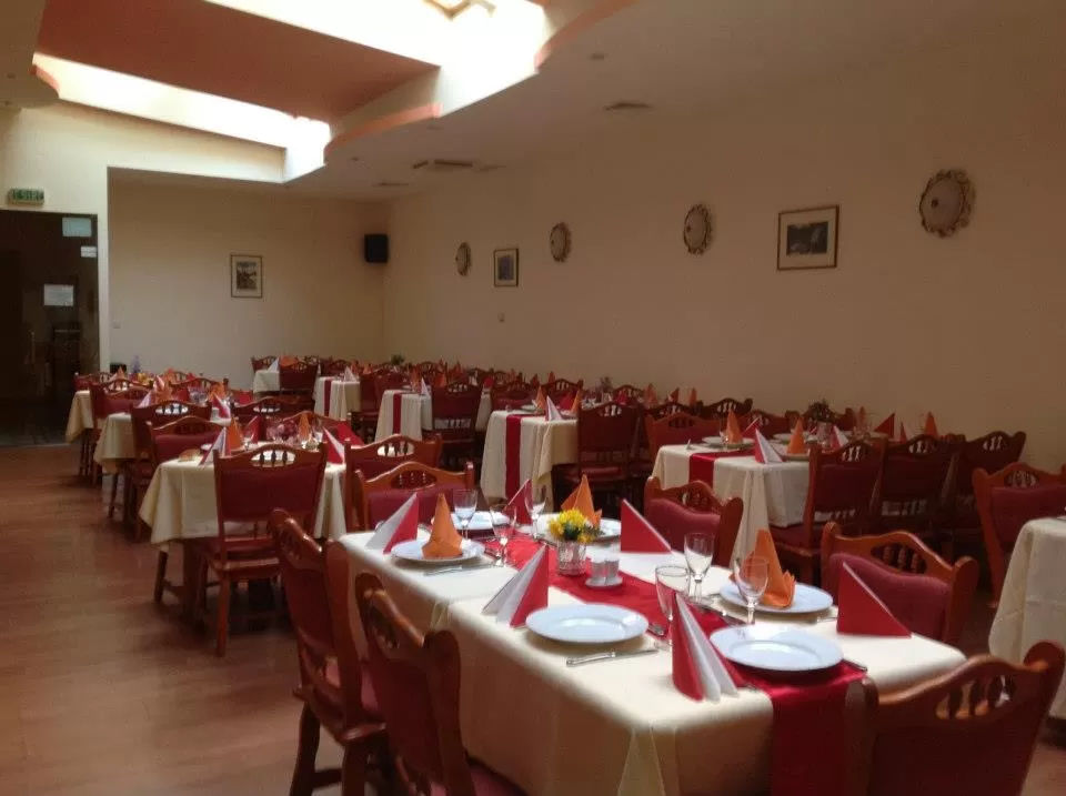 Hai la Bai 2022 Baile Herculane Hotel Ferdinand***