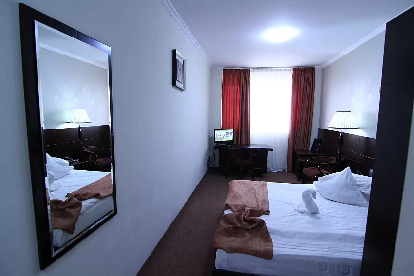 Cazare Craiova Hotel Helin Aeroport***