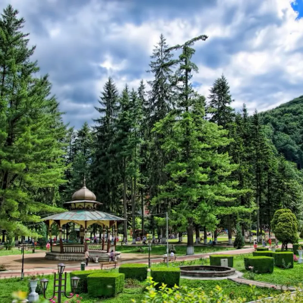 Slănic Moldova – locul unde natura vindecă, liniștea inspiră, iar fiecare zi devine o poveste
