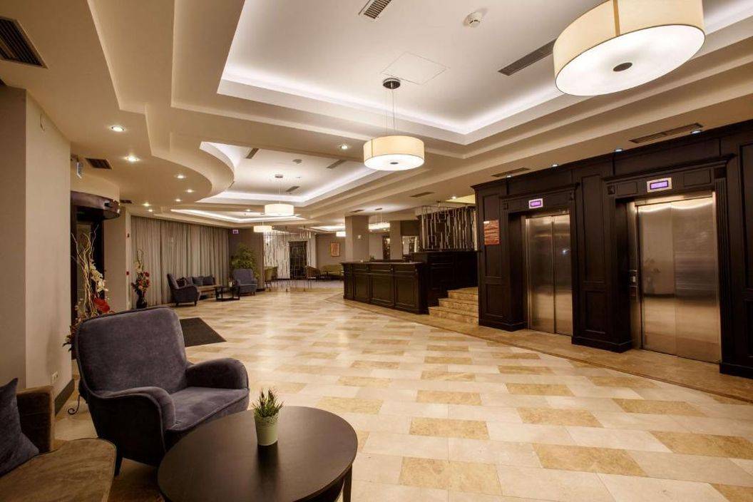 Sarbatori de Pasti 2025 Sighisoara Double Three by Hilton Hotel Cavaler****