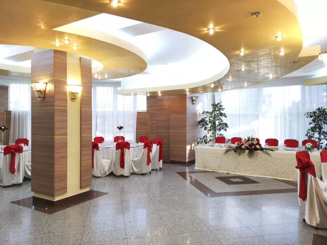 Cazare 2021 Craiova Hotel Emma West**** 