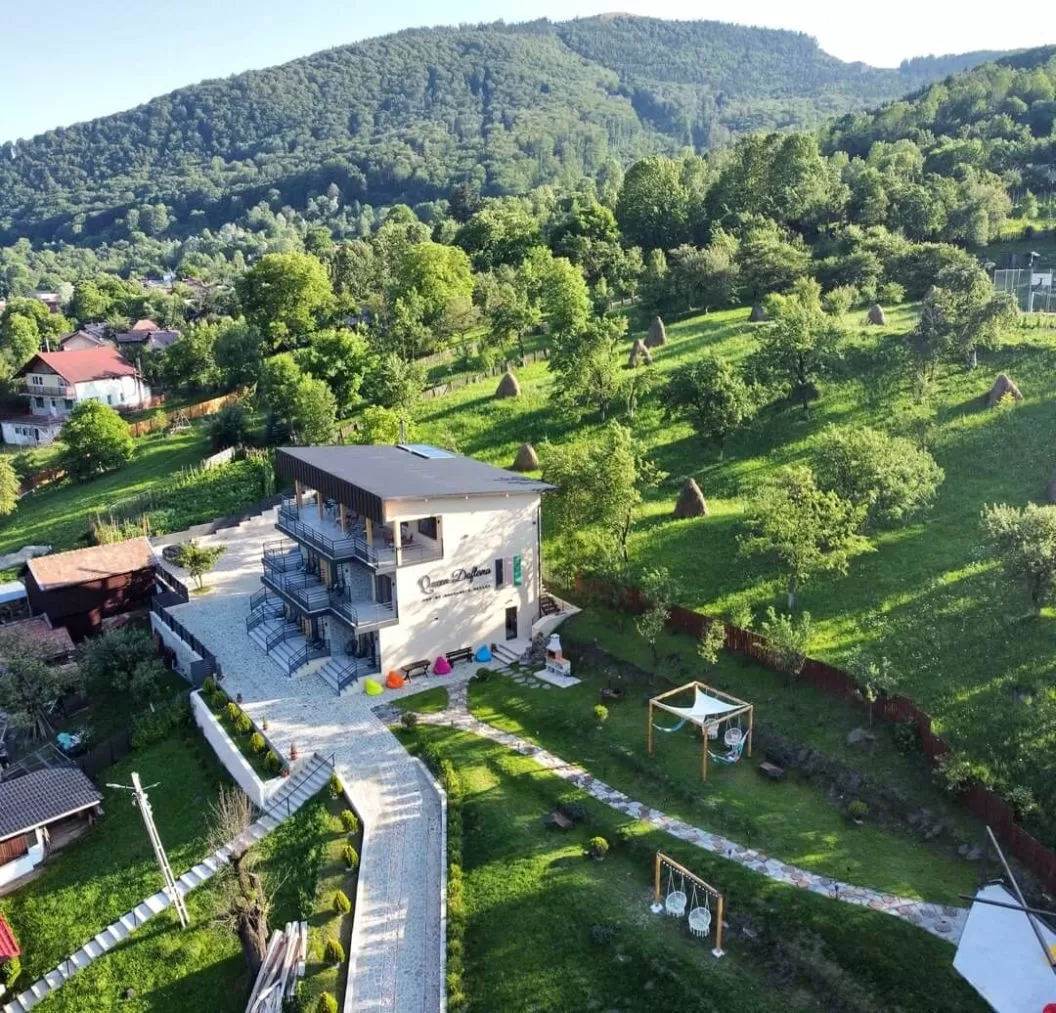 Vacanta pe Valea Doftanei Pensiunea Queen Doftana