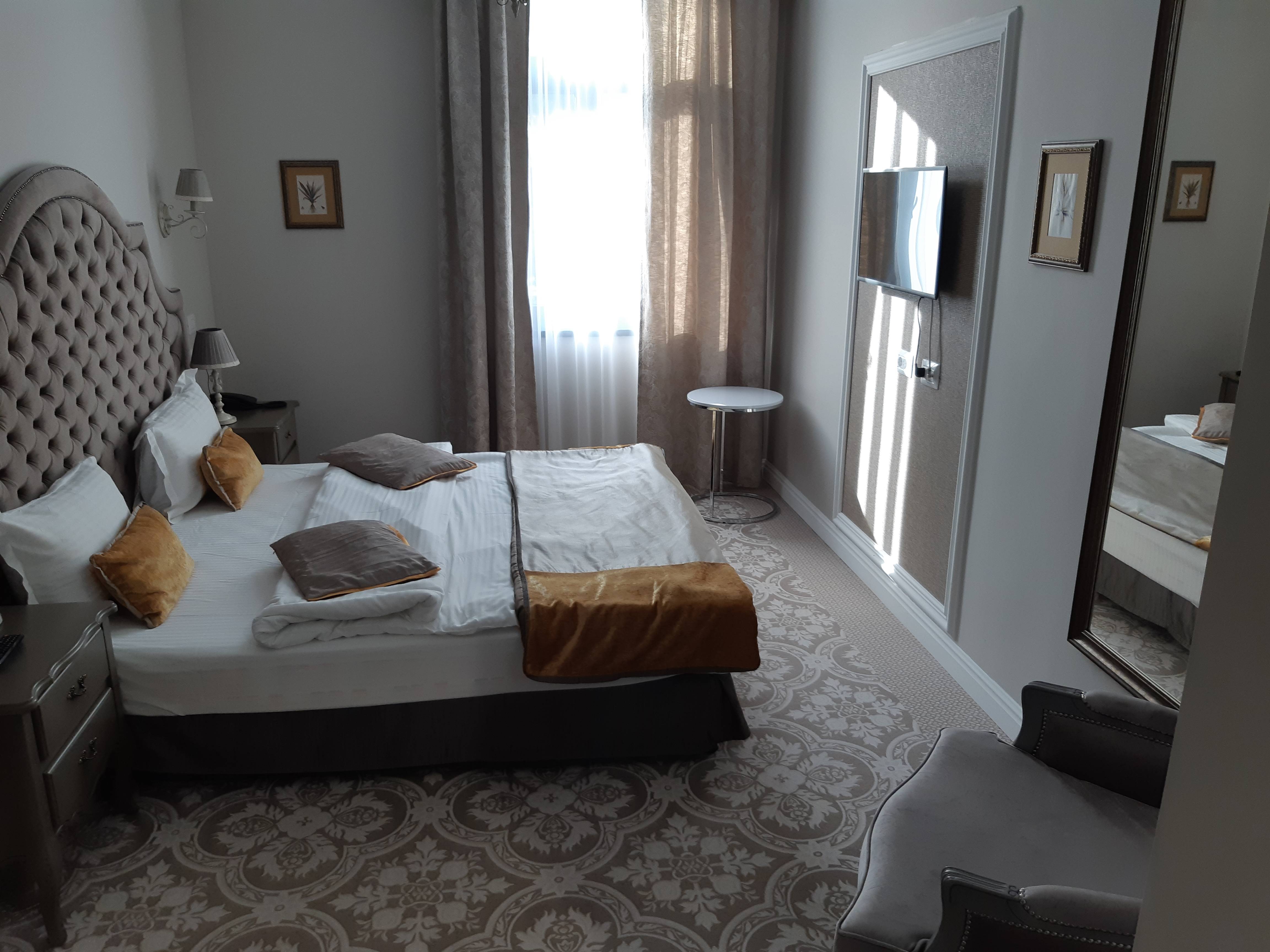 Sejur Munte 2023 Baile Herculane Hotel VERSAY