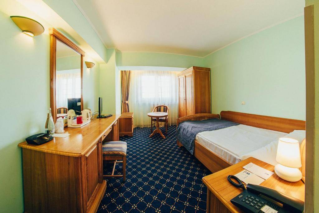 Sarbatori de Craciun All Inclusive 2022 Bucovina Gura Humorului Hotel Best Western Bucovina****