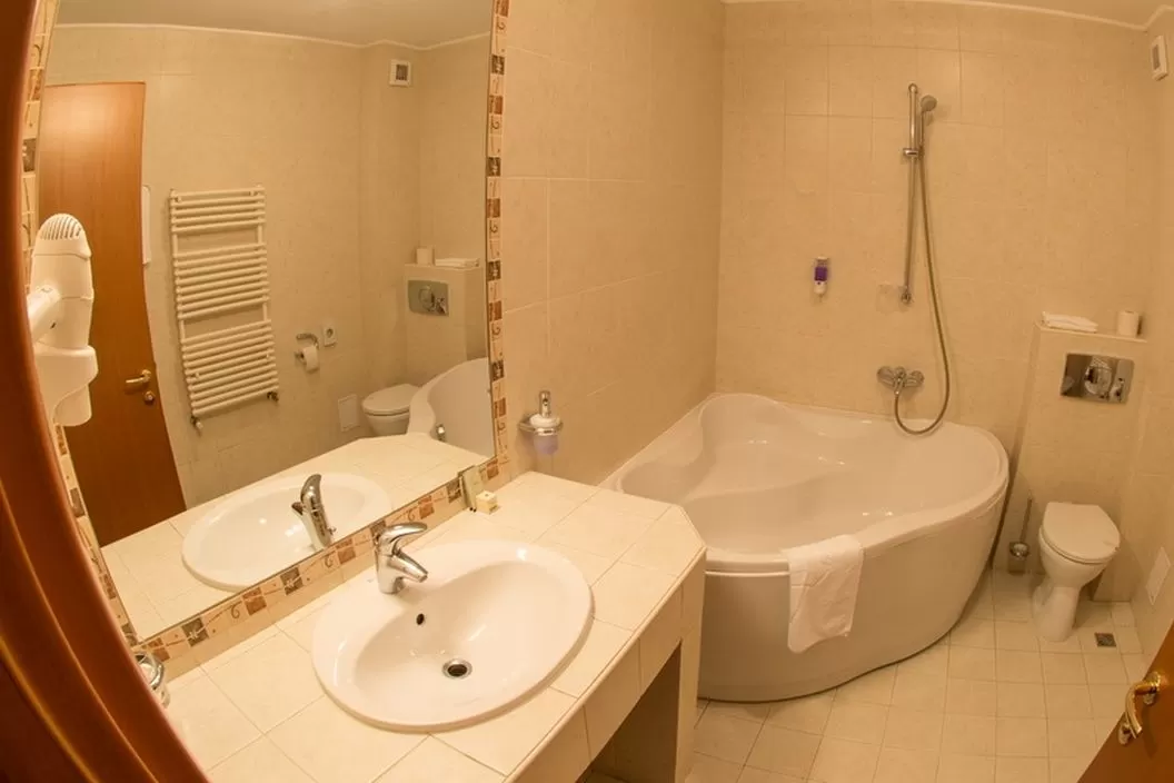 Sejur relaxare 2023 Aqualand Paradisul Acvatic Brasov Hotel Alinalex***