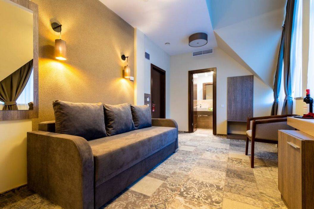 Revelion 2023 pe Valea Oltului Caciulata Hotel Izvoare****