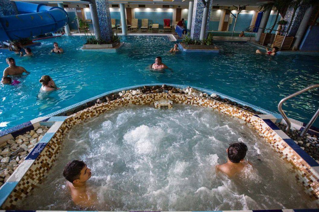 Cazare 2023 Maramures Baia Mare Hotel Seneca*** 