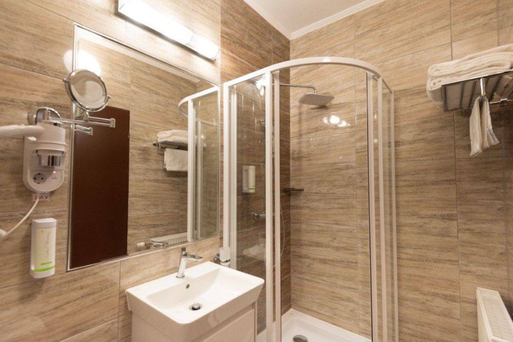 Cazare 2022-2023 Odorheiu Secuiesc Hotel Areo***