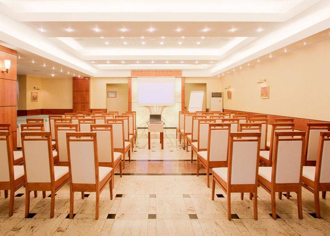 Cazare 2025 Bistrita Grand Hotel Coroana**** 