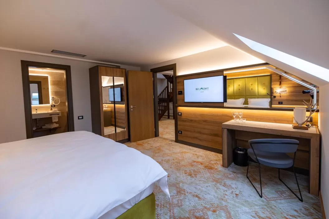Vacanta in Parcul Natural Bucegi Padina Hotel Belmont****