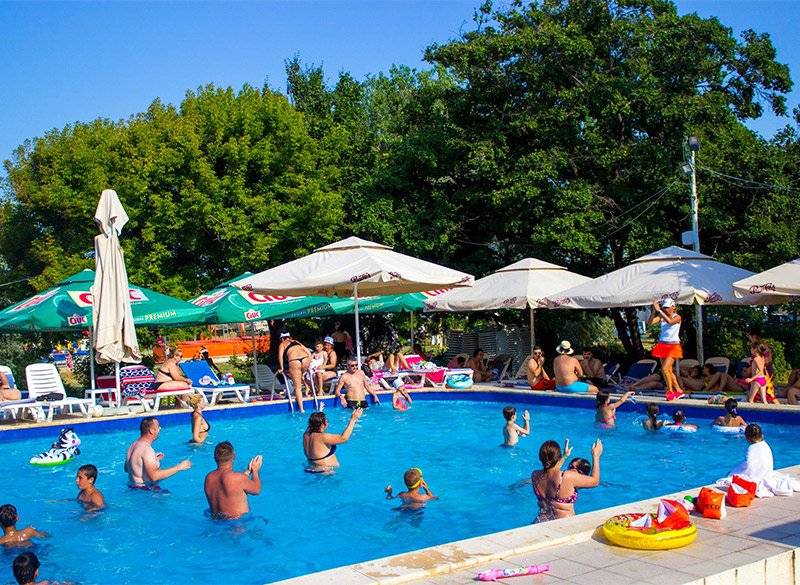 Sarbatori de Pasti si 1 Mai 2021 in Mamaia Complex Mediteranean***