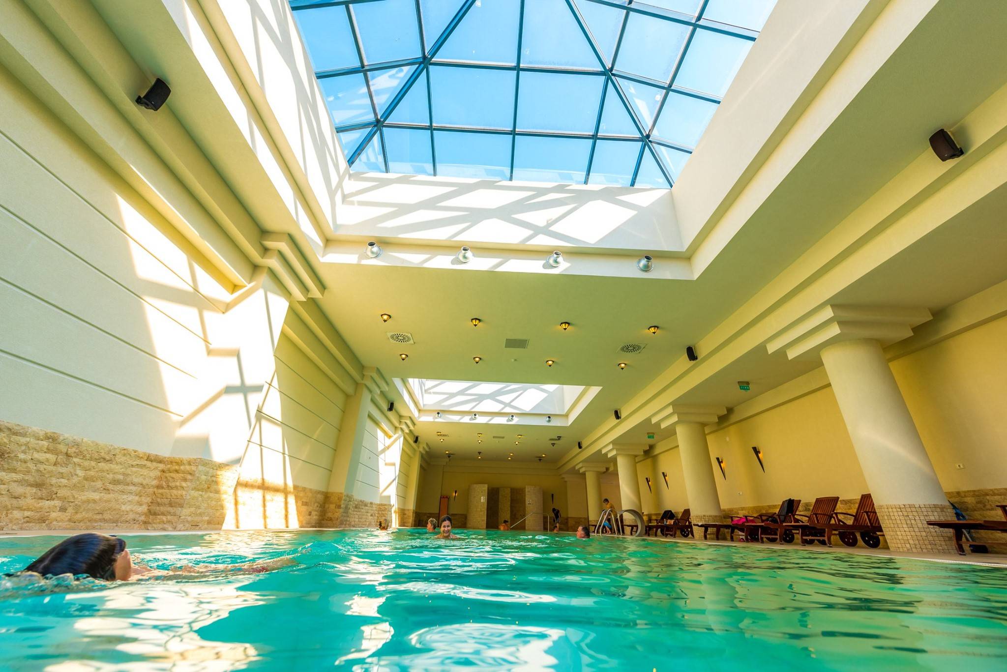 Vacanta pentru Relaxare 2025 Creeaza-ti propria vacanta Buzias Hotel Parc