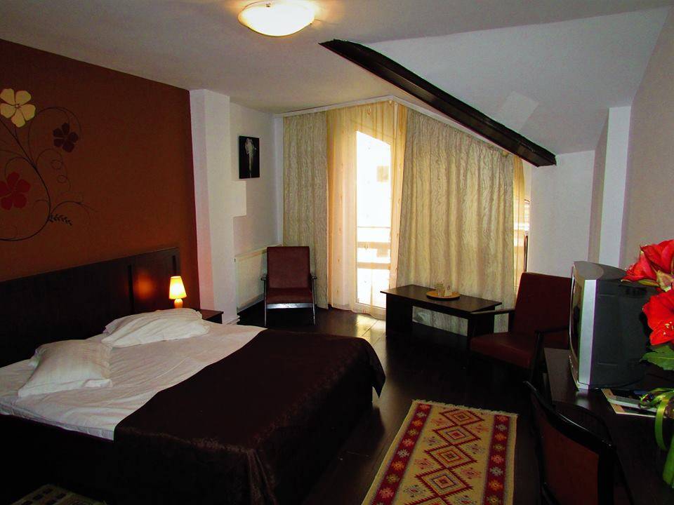 Sejur odihna 2023 Sinaia Hotel Marea Neagra*** 