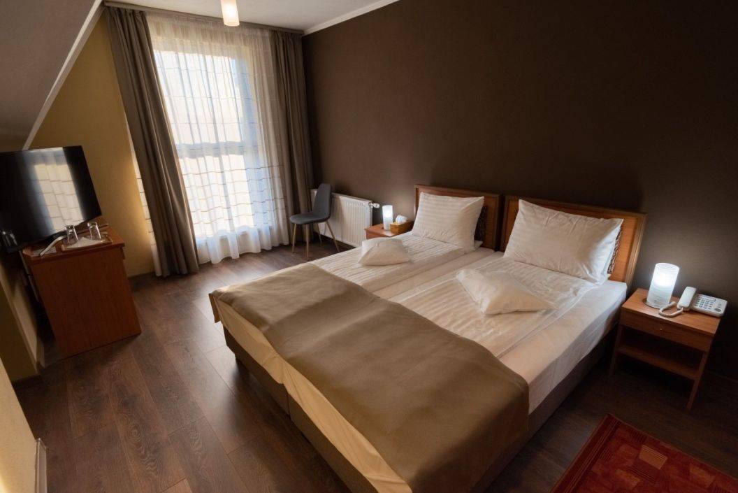 Cazare 2022-2023 Odorheiu Secuiesc Hotel Areo***
