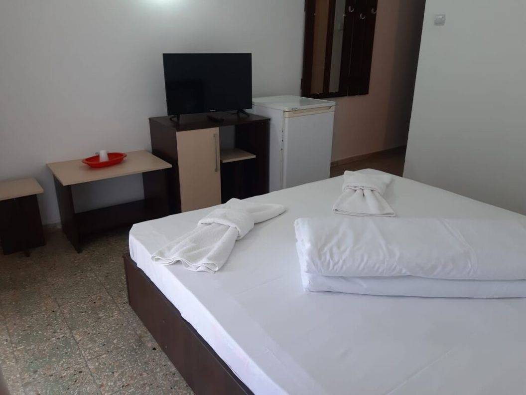 Sejur litoral 2022 Venus Hotel Rodica**