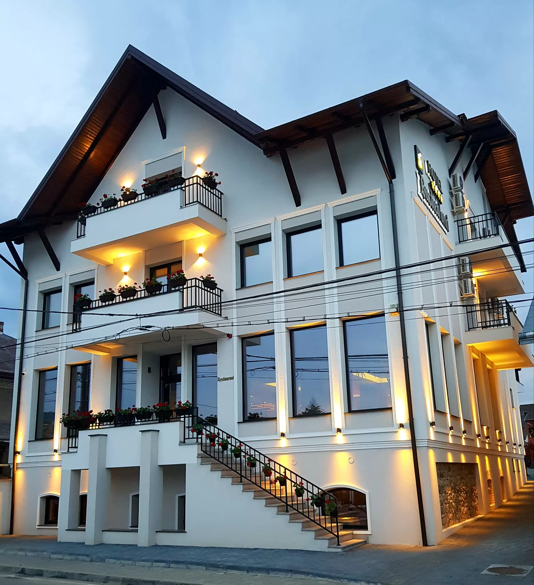 Sarbatori de Pasti 2025 Bucovina Gura Humorului Hotel Buchenland