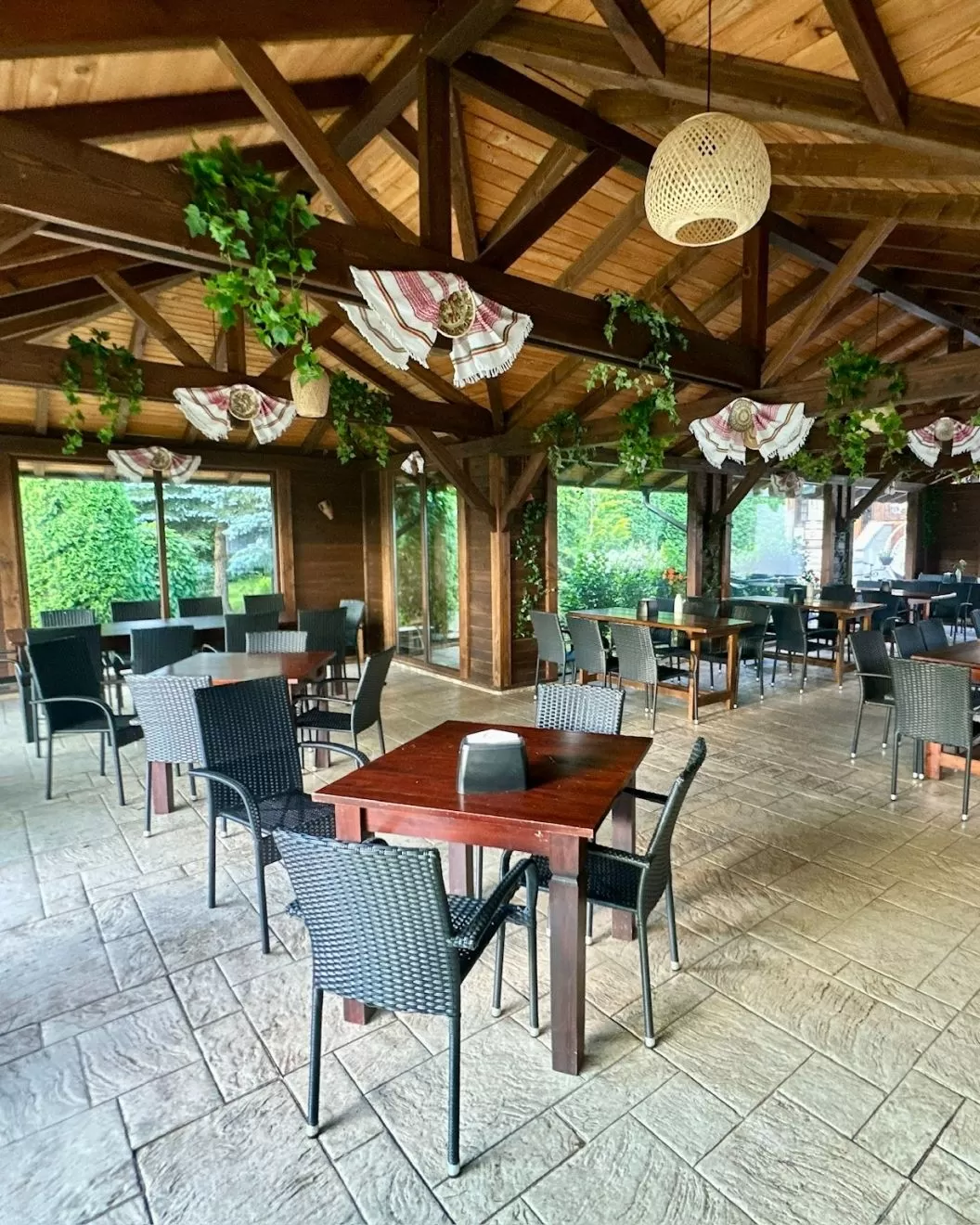 Sarbatori de Craciun 2025 Bucovina Voronet Complex Turistic Casa Elena
