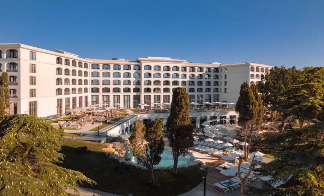Sarbatori de Pasti 2025 in Constantin si Elena Hotel Ensana Aquahouse*****