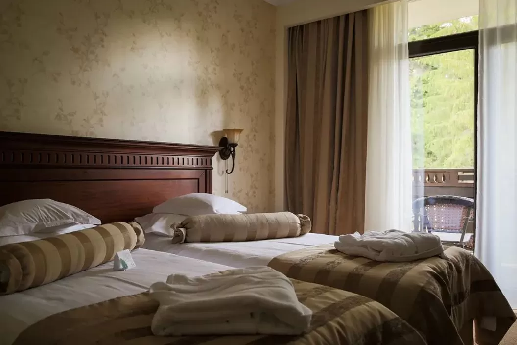 Weekend romantic 2025 la Sinaia Hotel Foisorul cu Flori****