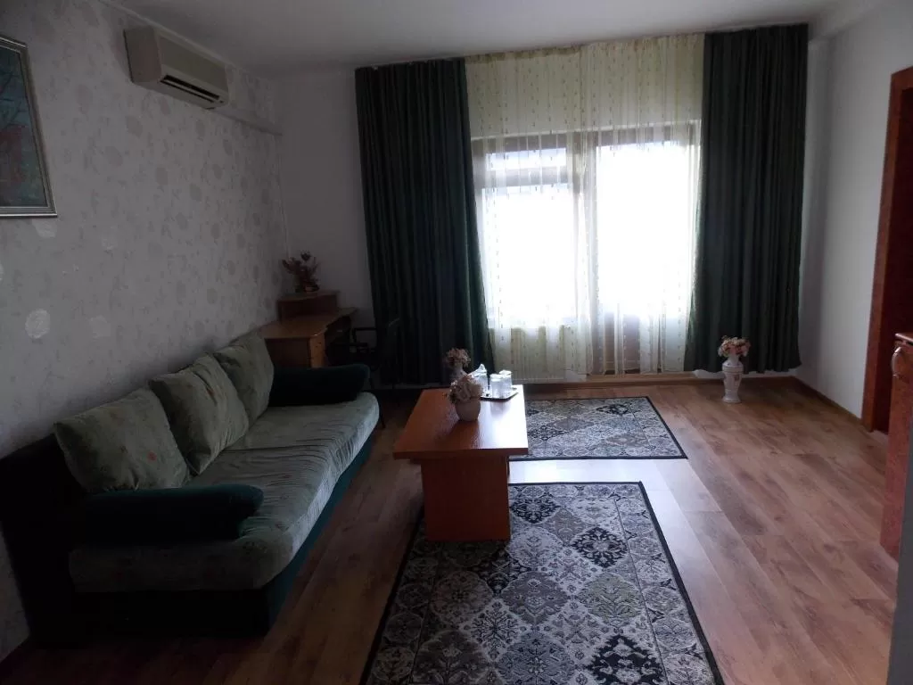 Martisor si Ziua Femeii 2022 Baile Olanesti Hotel Suprem***