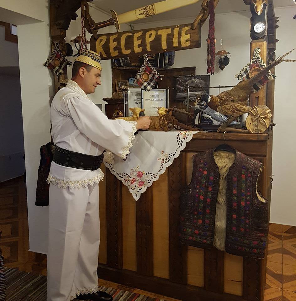 Sejur Maramuresul Istoric Pensiunea Lacramioara