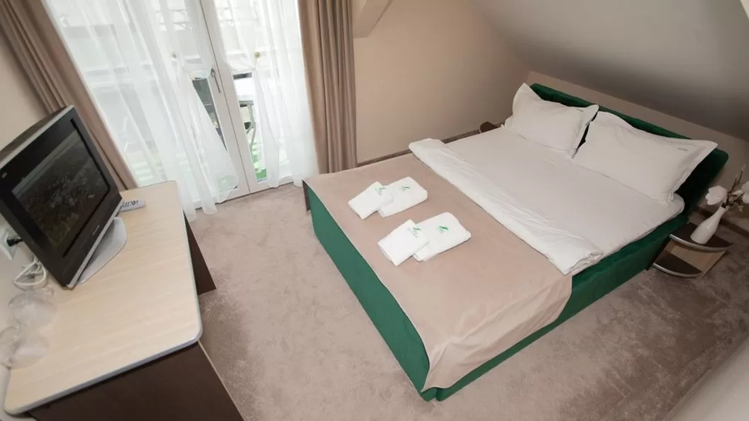 Vacanta 2026 in Clisura Dunarii Eselnita Pensiunea Danubia