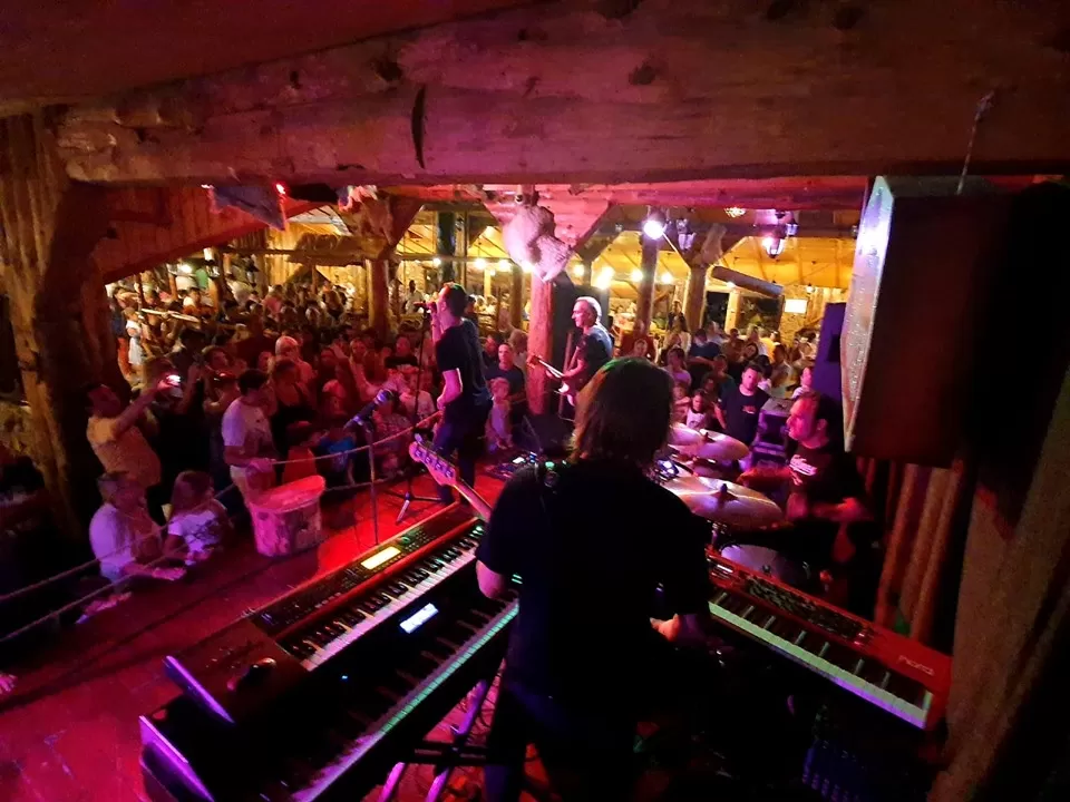 Revelion 2025 Bran Club Vila Bran
