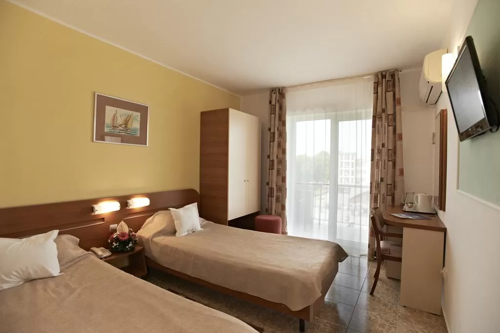 Seniori 55 Plus 2022 Mamaia Hotel Modern****