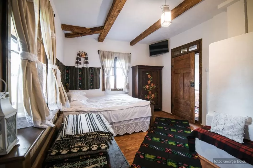 Vacanta in Bucovina 2025 Gura Humorului Pensiunea La Roata